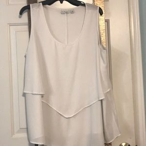 Women’s sleeveless tank